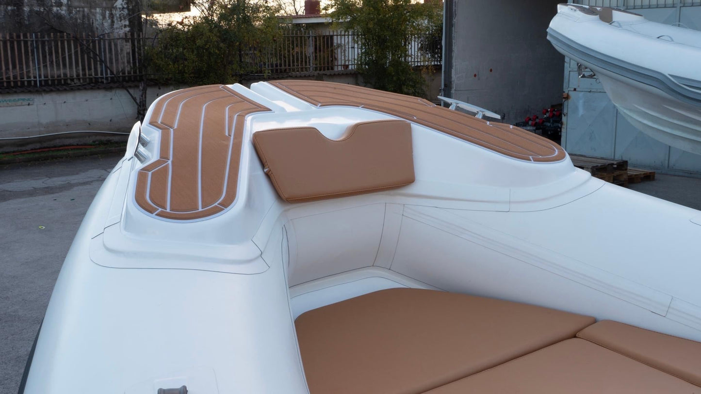 Lux Rib22 - HTWRB - Orca Off White - Brown Cushion - EU