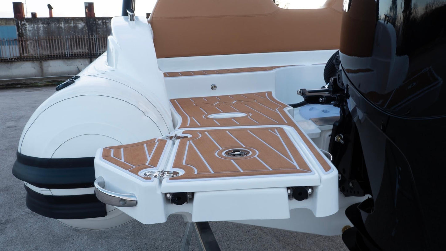 Lux Rib22 - HTWRB - Orca Off White - Brown Cushion - EU