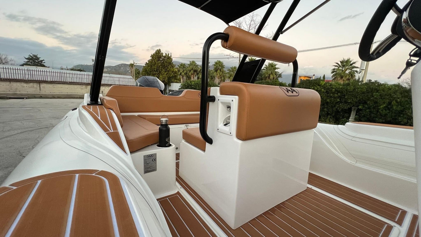 Lux Rib22 - HTWRB - Orca Off White - Brown Cushion - EU