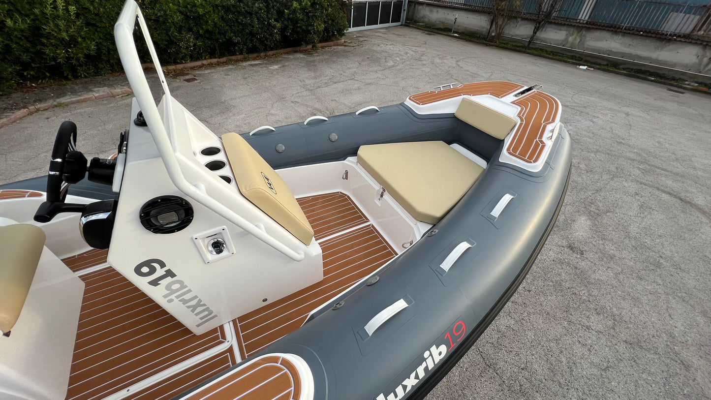 Lux Rib19 - HWTMGRB - Orca Military Grey - White Cushion - EU