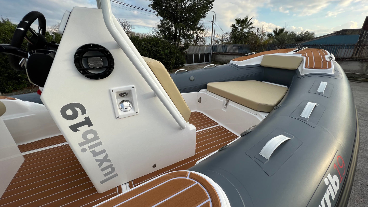 Lux Rib19 - HWTMGRB - Orca Military Grey - White Cushion - EU