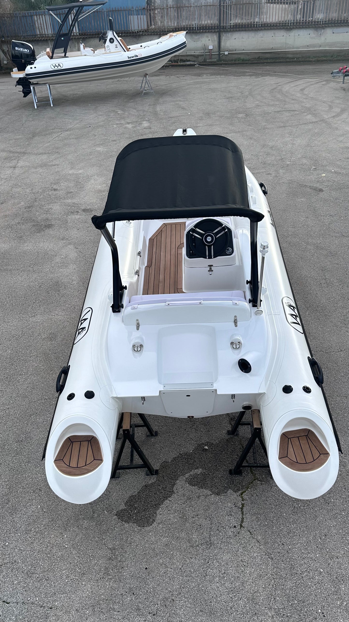 Lux Rib14 - HTWRB - Orca Offwhite - Vero Teak