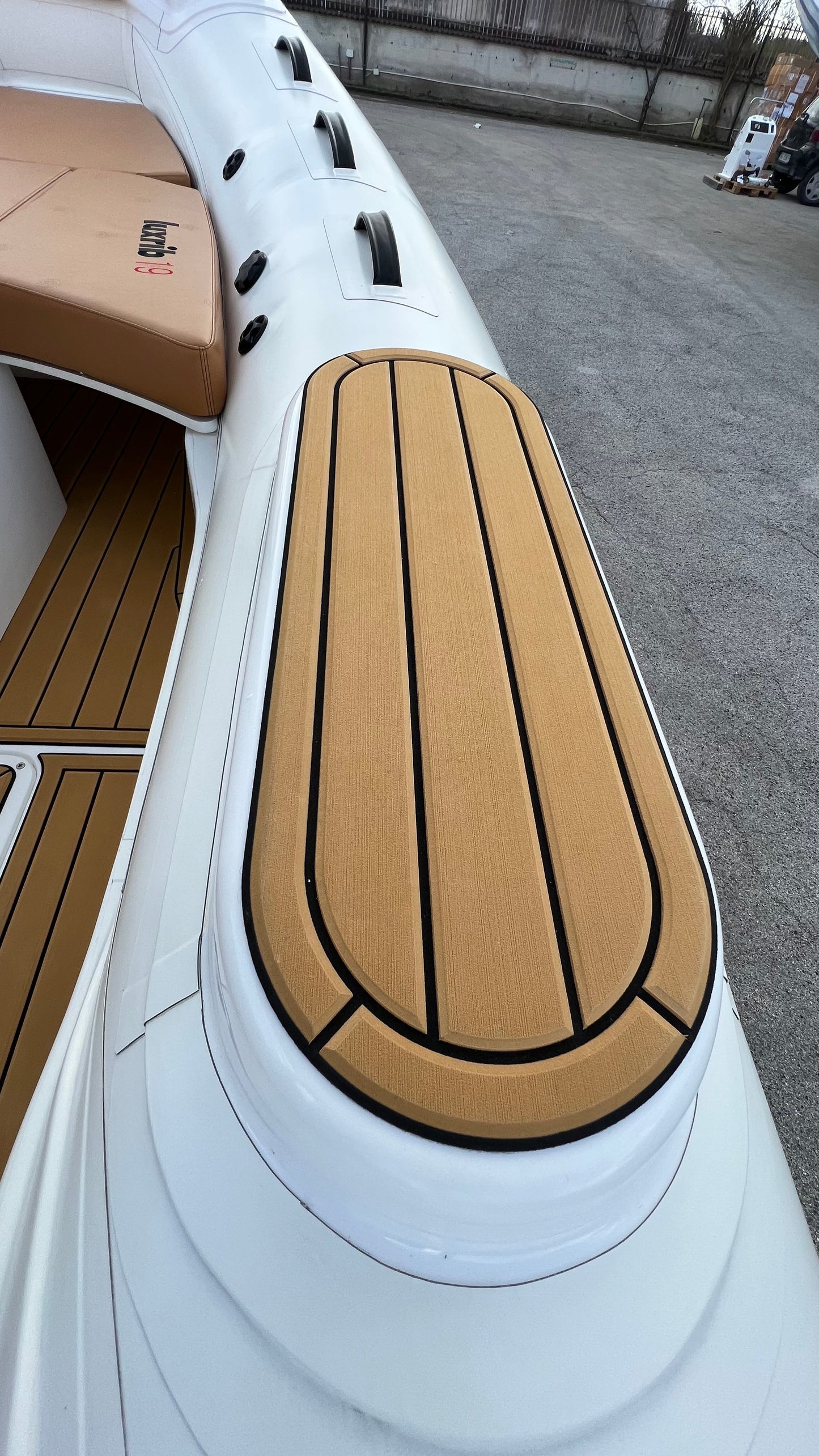 Lux Rib19 - HTWRB - Orca Carbon Off White - Cushion Brown Color - EU