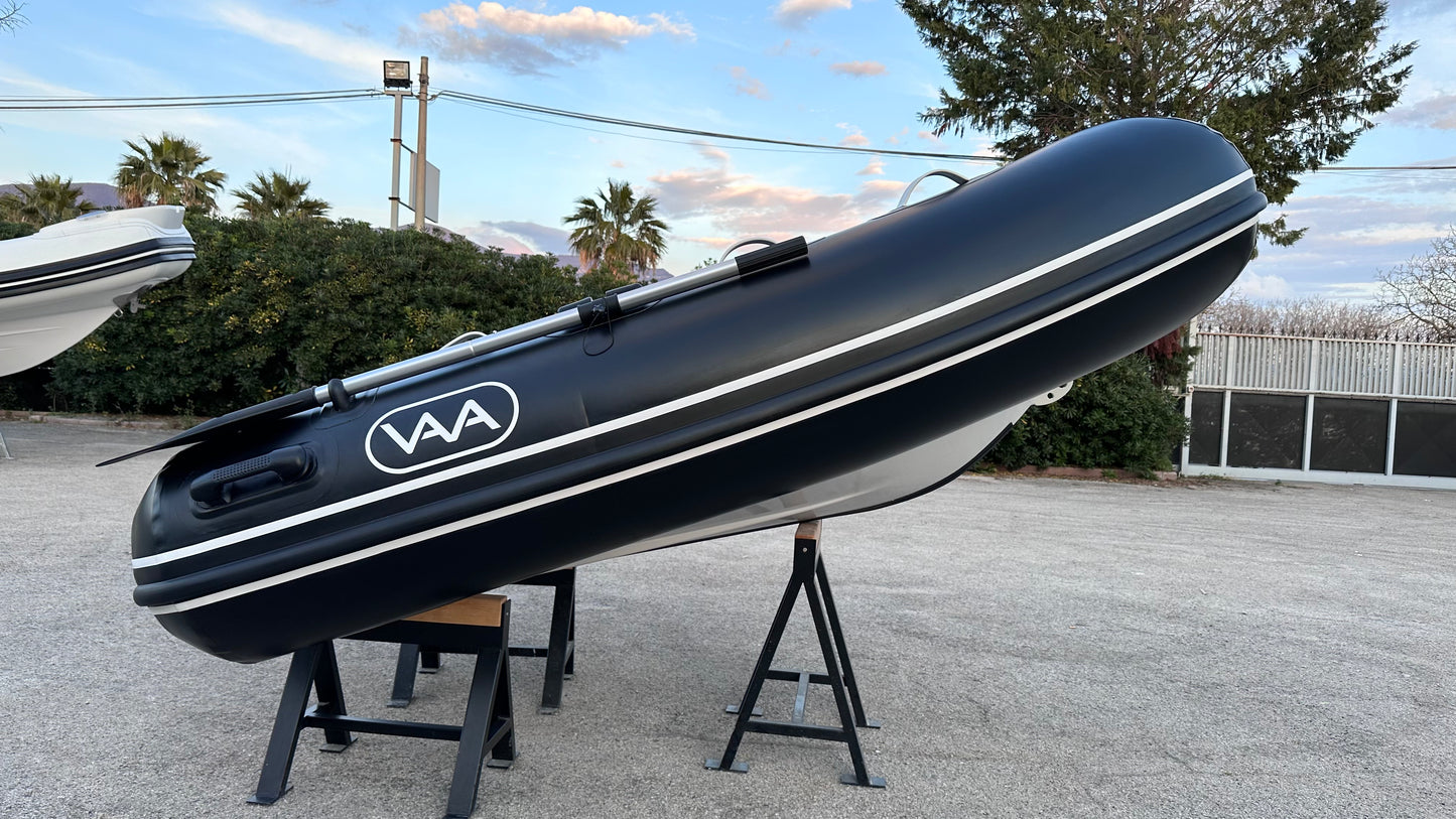 Lux Rib Tender 240cm with oarlock