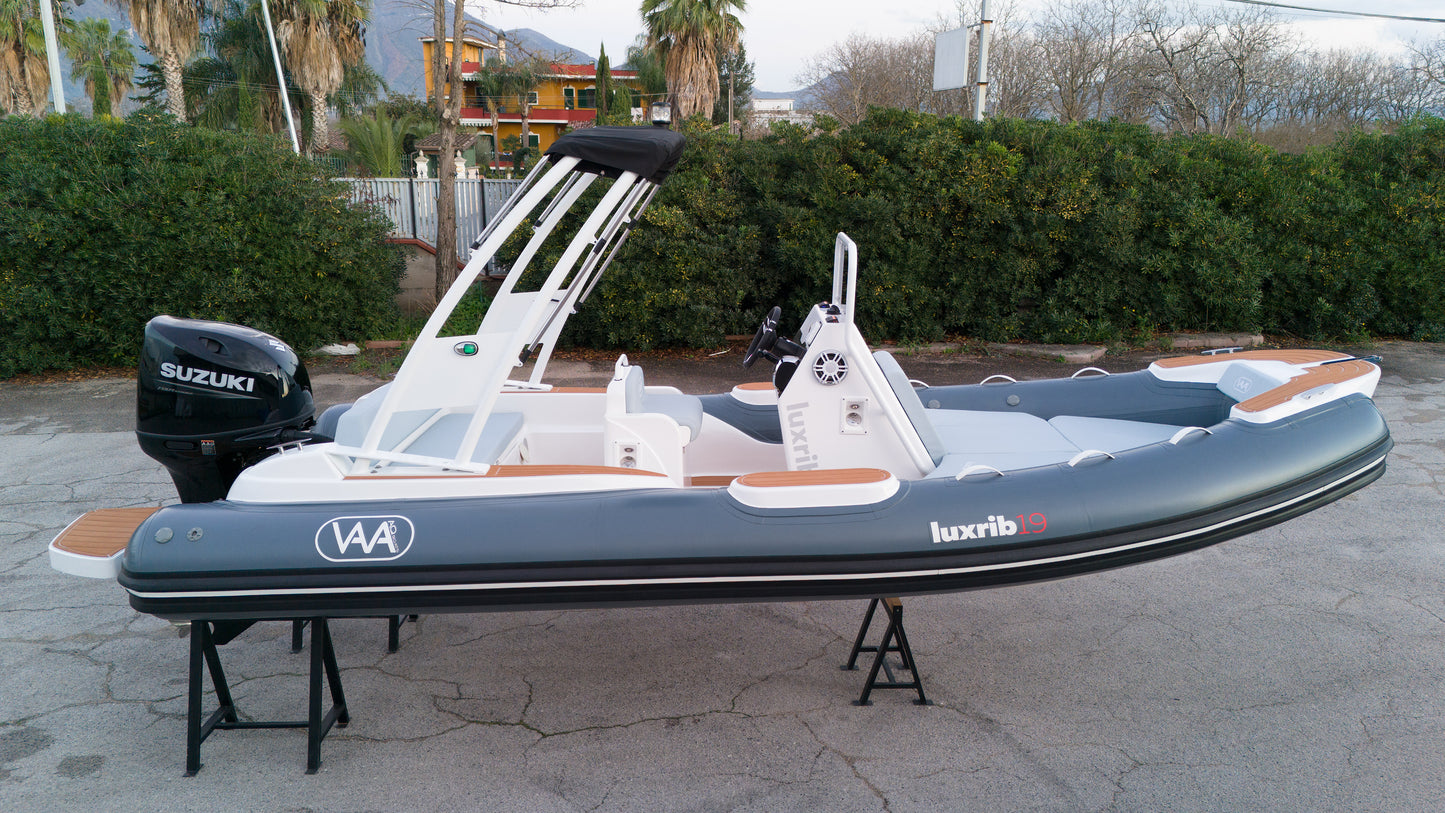 In Vendita: Gommone LuxRib19 con Motore Suzuki 115HP