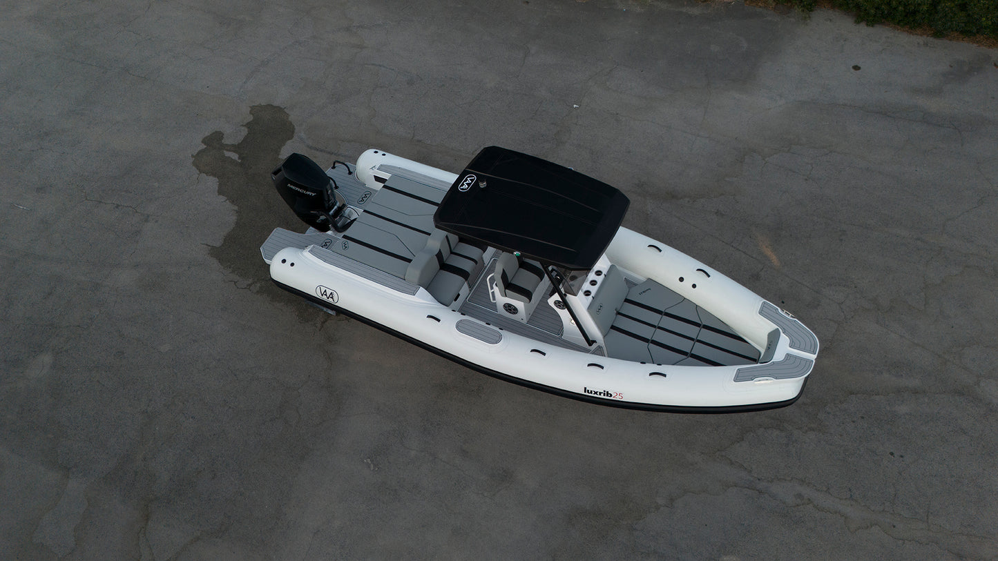 In Vendita: Gommone LuxRib25 con Motore Mercury Verado V10 350HP