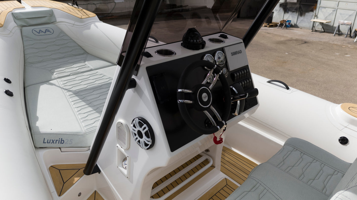 In Vendita Gommone LuxRib25 Full Optional con Mercury Verado 350HP V10 Spedizione in tutto il Mondo