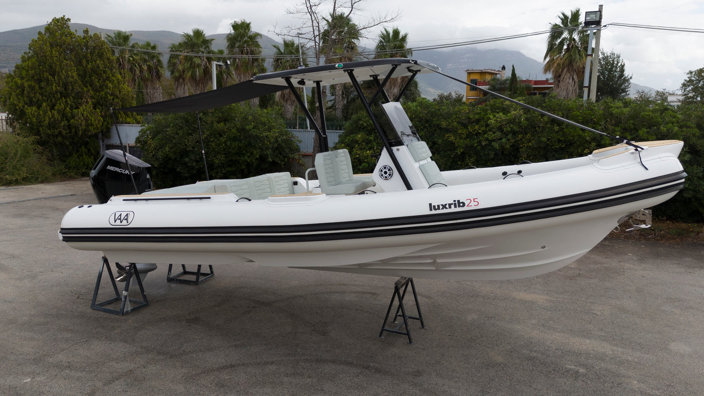 In Vendita Gommone LuxRib25 Full Optional con Mercury Verado 350HP V10 Spedizione in tutto il Mondo