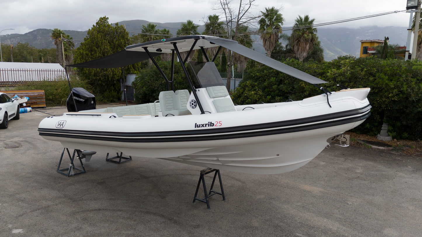 In Vendita Gommone LuxRib25 Full Optional con Mercury Verado 350HP V10 Spedizione in tutto il Mondo