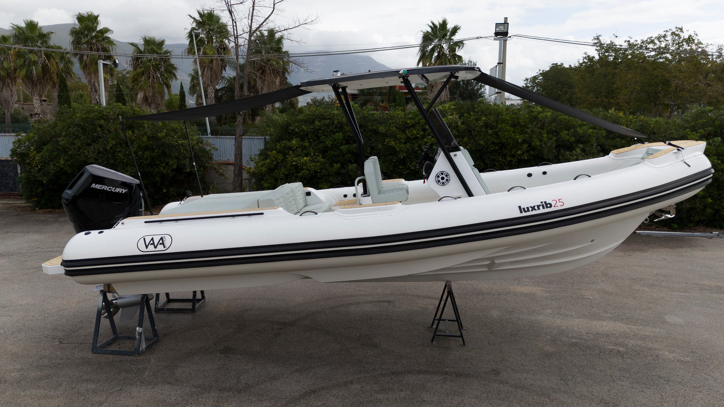 In Vendita Gommone LuxRib25 Full Optional con Mercury Verado 350HP V10 Spedizione in tutto il Mondo