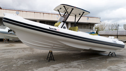 Conosciamo meglio l'Aqvaboats Luxrib25