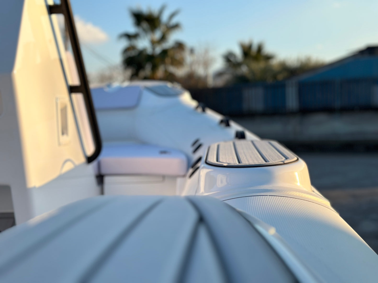 Lux Rib22 - HTWRB - Orca Carbon Off White - White Cushions - IN STOCK - REQUEST A QUOTE -