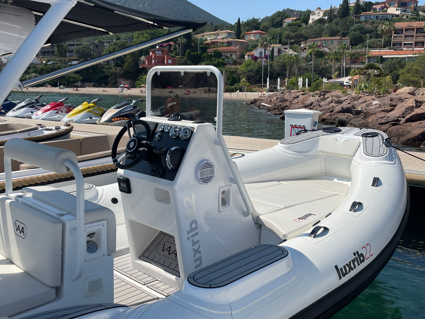 Lux Rib22 - HTWRB - Orca Carbon Off White - White Cushions - REQUEST A QUOTE -