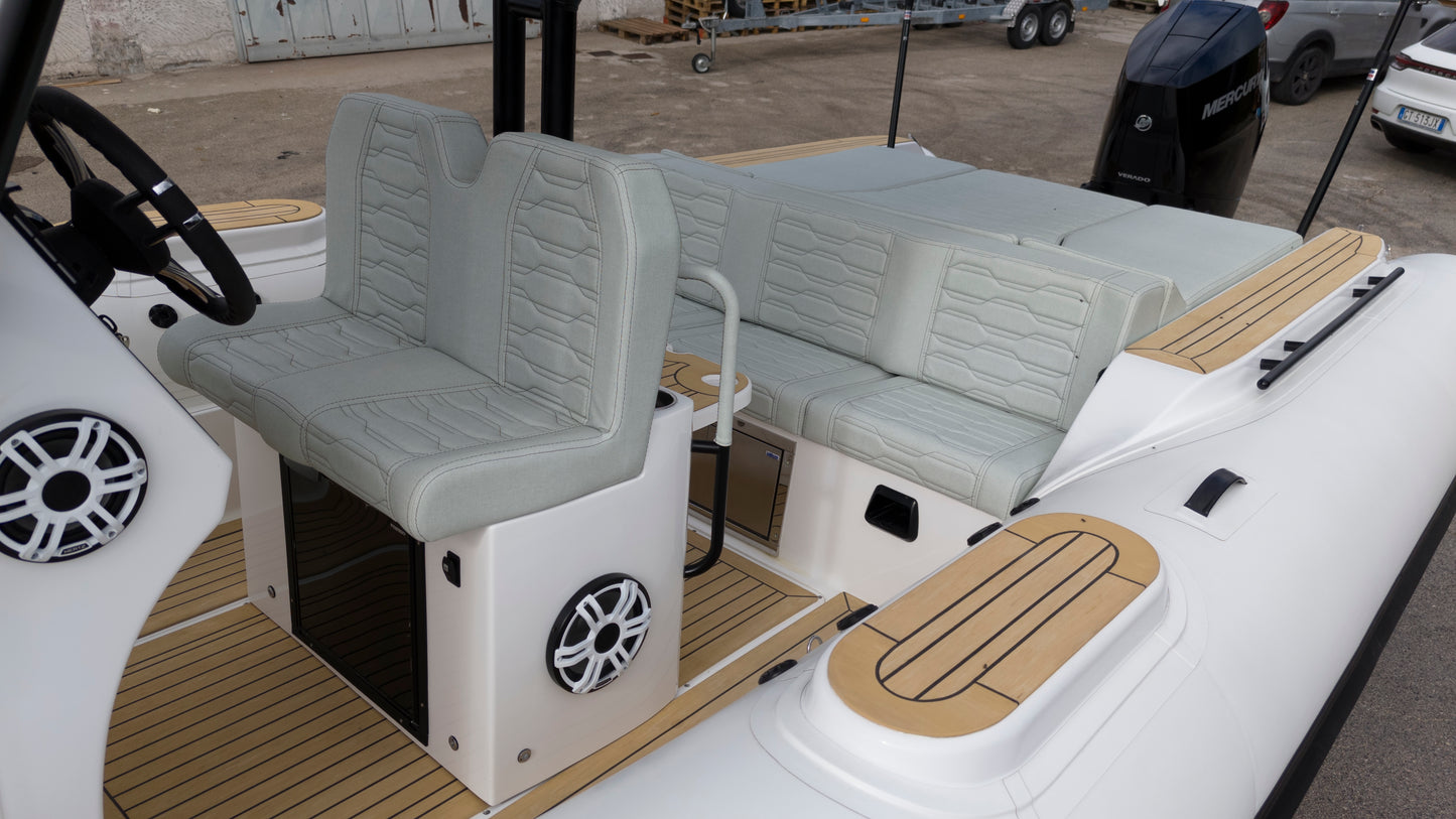 In Vendita Gommone LuxRib25 Full Optional con Mercury Verado 350HP V10